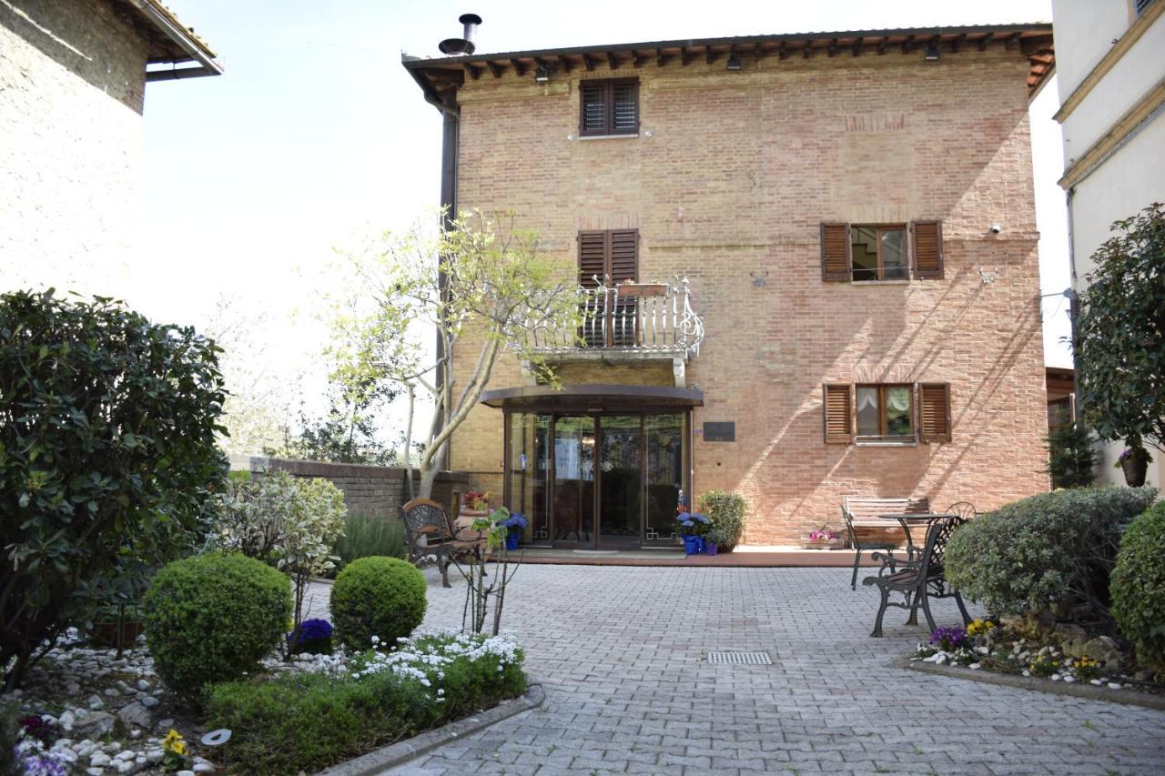 Hotel Arcobaleno Siena Esterno foto