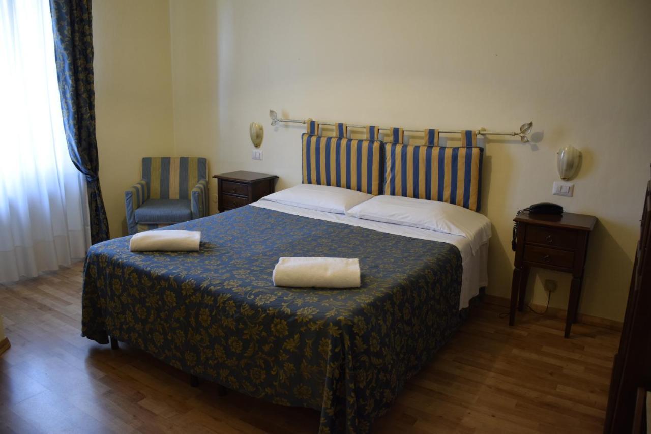 Hotel Arcobaleno Siena Esterno foto