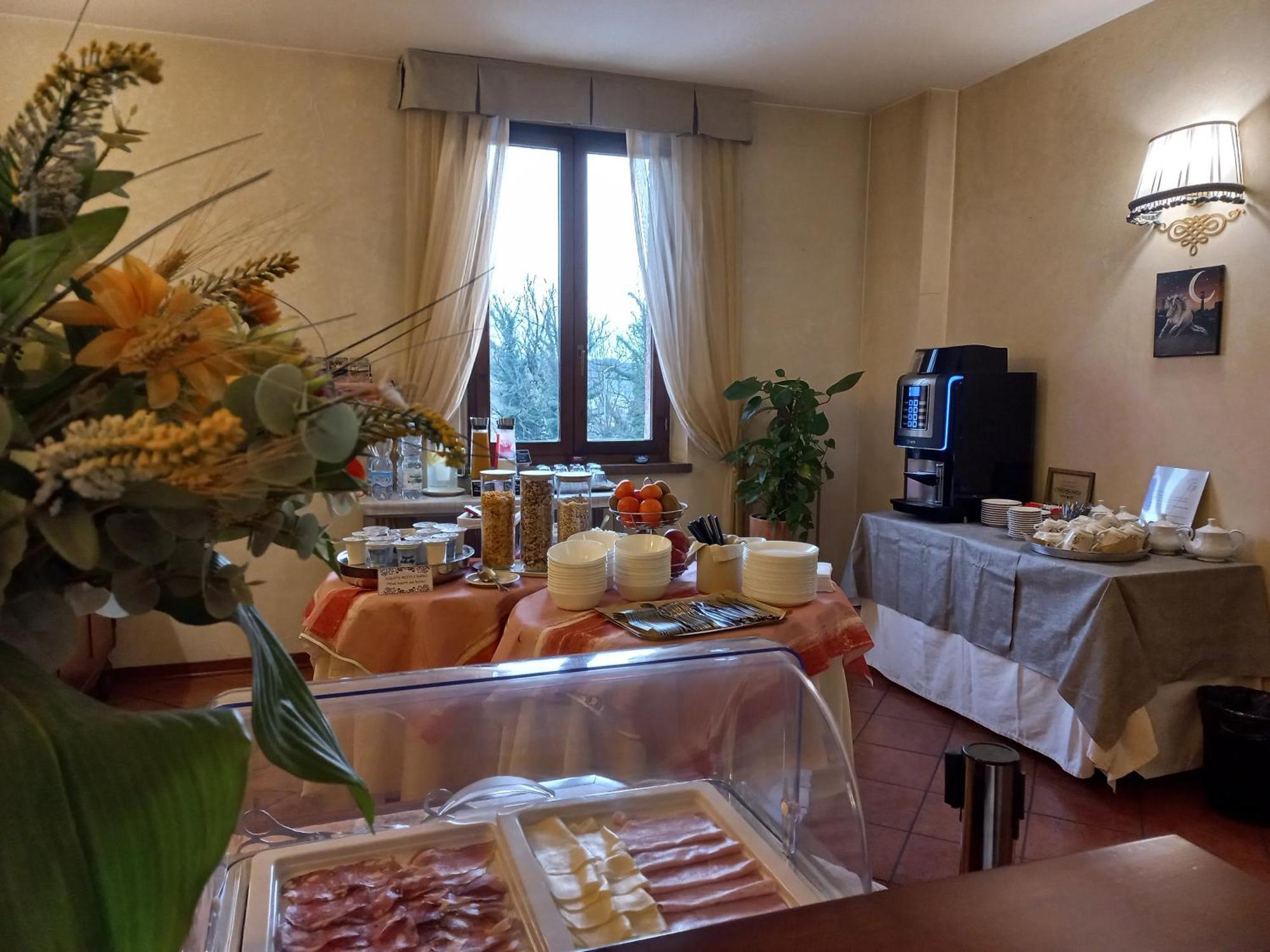 Hotel Arcobaleno Siena Esterno foto